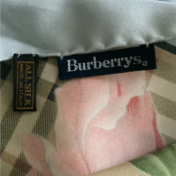 Burberrys Ladies Silk Scarf - Picture 6 of 8